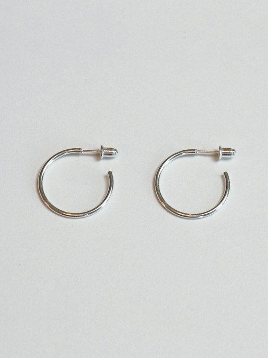 [단독] silver hoop earring