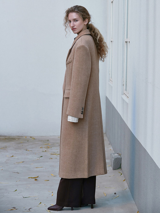 PEAKED COLLAR OVER COAT_SOFT CAMEL