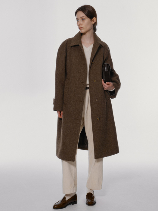 Wool balmacaan coat (Taupe)
