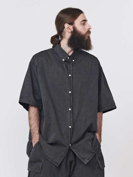 CB PIGMENT OVER SHORT SLEEVE SHIRT (CHARCOAL)