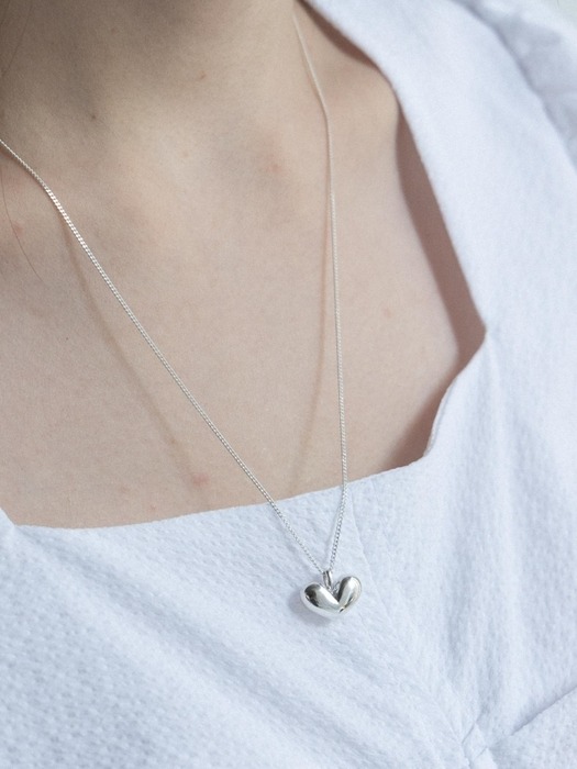 [Silver 925] Lovely Long Heart Necklace SN210