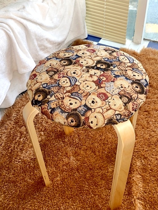 Teddy bear stool