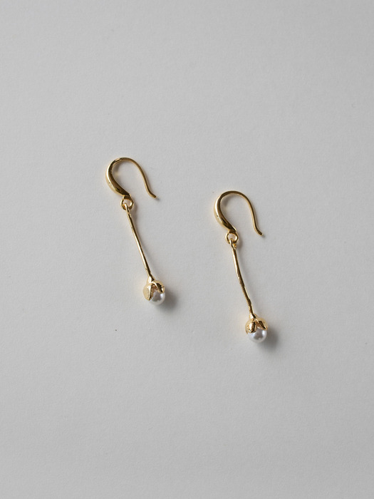 Flower stem with pearl earring (2color)