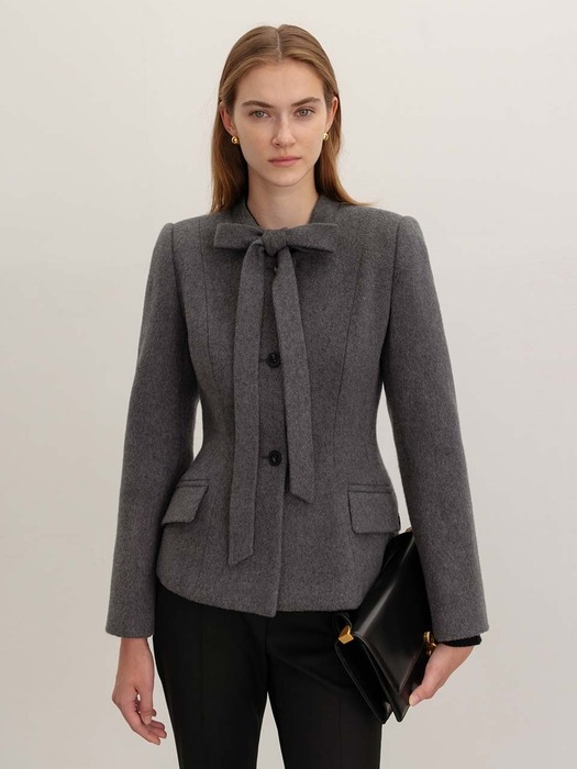 AVELINE Tie detailed cashmere blended jacket (Black/Charcoal gray)