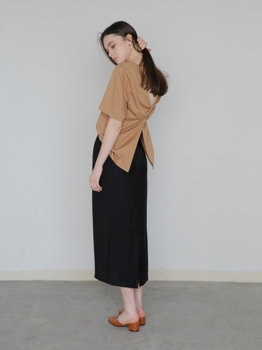 BUTTONLOOP SKIRT BLACK