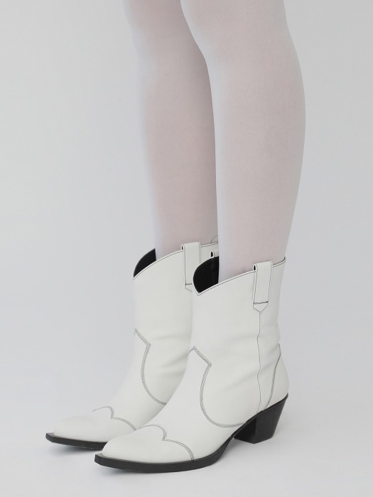 R STITCH POINT WESTERN BOOTS_IVORY