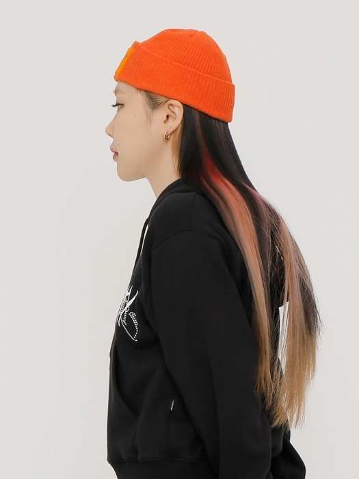 C VELCRO WAPPEN BEANIE_ORANGE