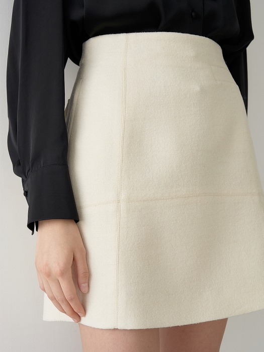 SIERRA Solid Tweed Skirt_Ivory