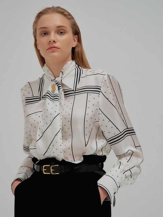 NANCY EENK Printed Blouse with separable bow tie