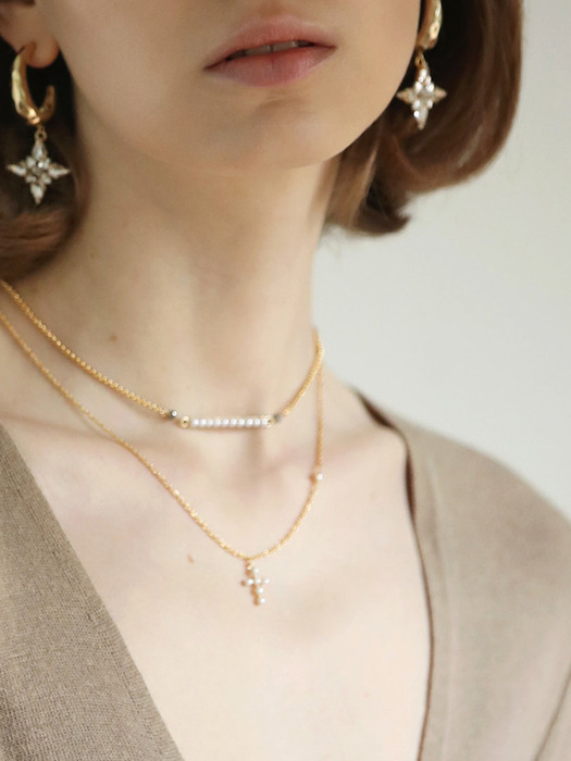 Sienna pearl necklace