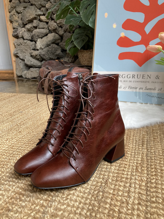 Retro Lace-Up boots (Vintage Brown)