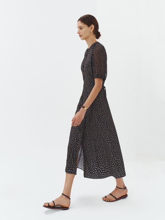 [단독]FLORAL BUTTONED LONG DRESS BLACK_UDDR2B211BK