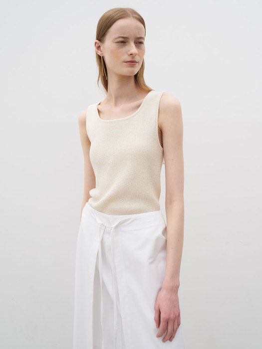 21 Summer_ Ivory Knit Sleeveless 