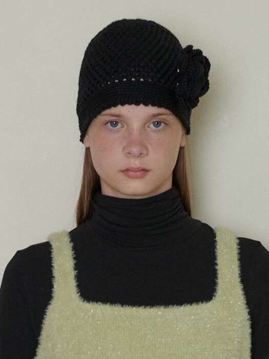 Handmade corsage beanie_ Black