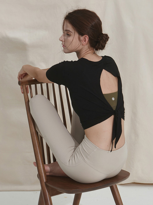 여성 요가복 DEVI-T0043-블랙 필라테스 커버업 반팔티 티셔츠