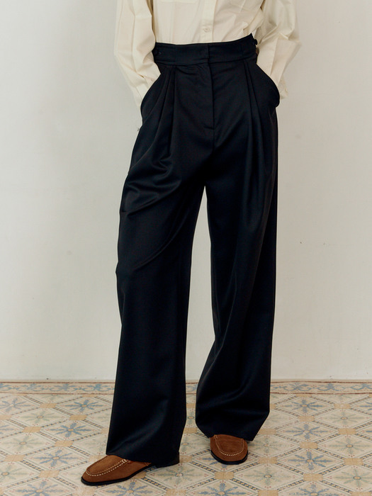 TWO TUCK WIDE WOOL PANTS - BLACK