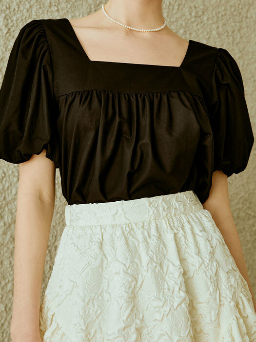Puff sleeve button blouse (black)