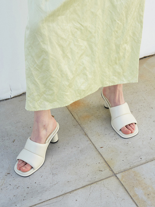 Laila Sandals Leather Ivory