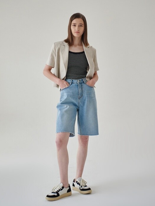 SS22 Part2. Luve3 Linen Hidden ButtonS Back-Open Short Jacket_Natural