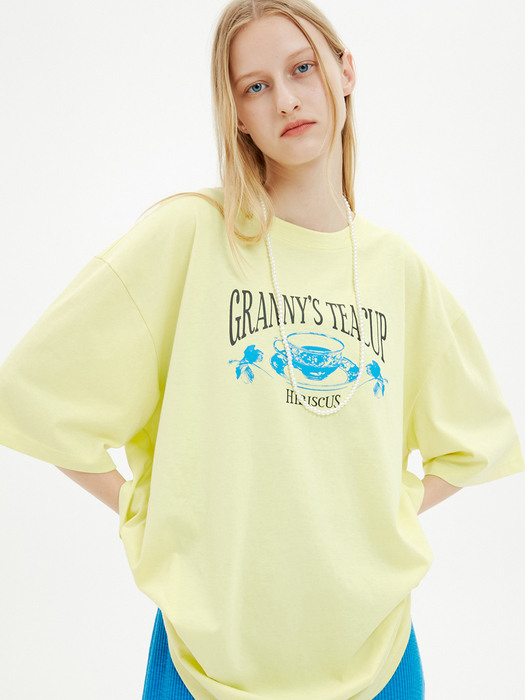 UNISEX, HIBISCUS Oversized T-shirt / Lemon