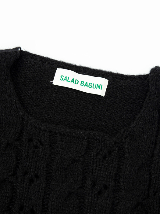 Damaged Cable Cropped Pullover_black