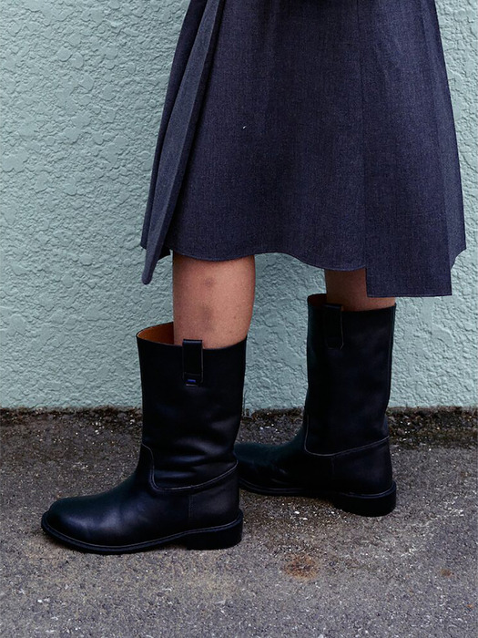 Leather Midi Boots  Black (KE48K2M025)