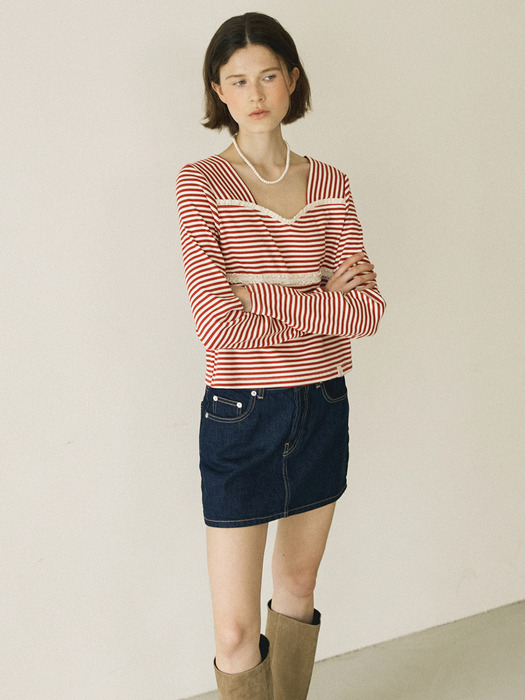 STRIPE LACE T-SHIRT - BRICK RED