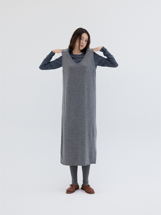 SLEEVELESS LONG KNIT DRESS_GREY