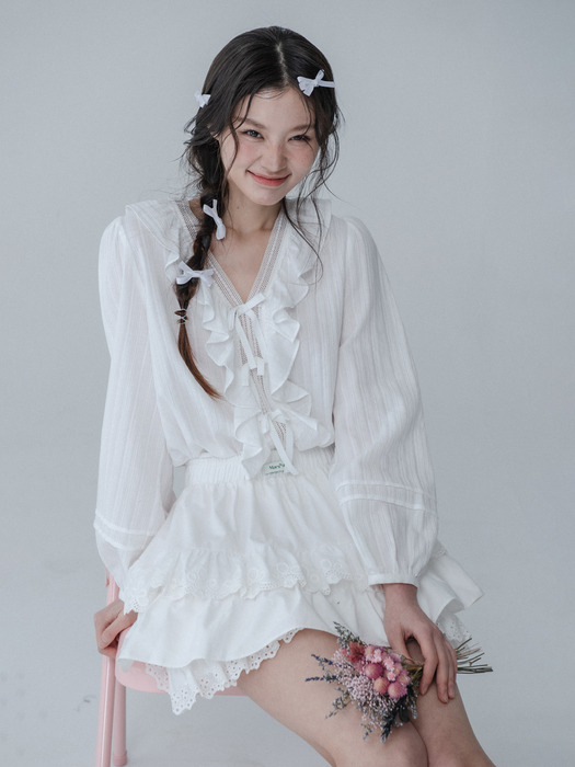 [단독]FRILL LACE RIBBON LONGSLEEVE BLOUSE_IVORY