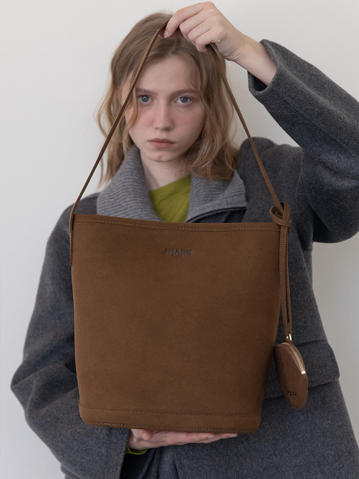 Layla suede shoulder bag _ Brown