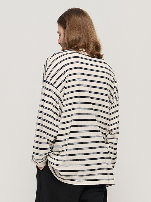 STRIPE OVER LONG SLEEVE TEE  (IVORY/NAVY)