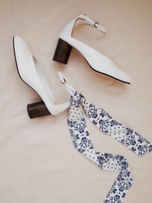double ring ankle strap White