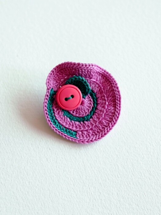 Palette knit brooch (Pink)