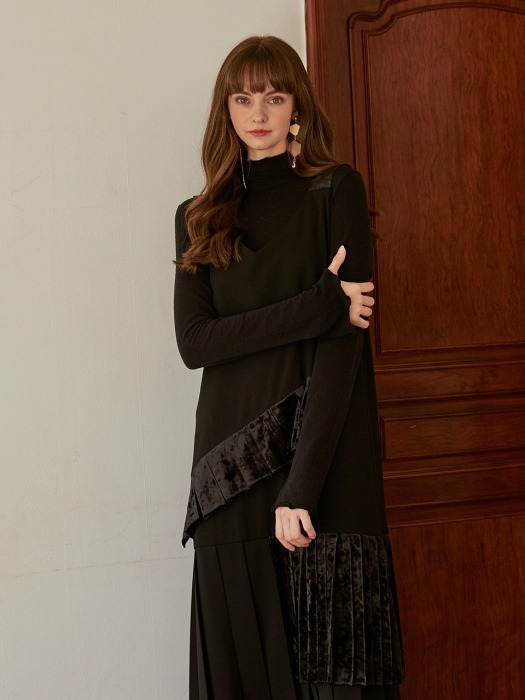 Velvet Pleats Dress, Black