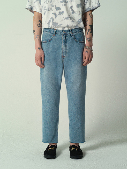 Standard Cropped Jeans Light Blue