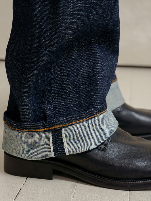 DEN0861 mid-indigo selvedge[wide fit]