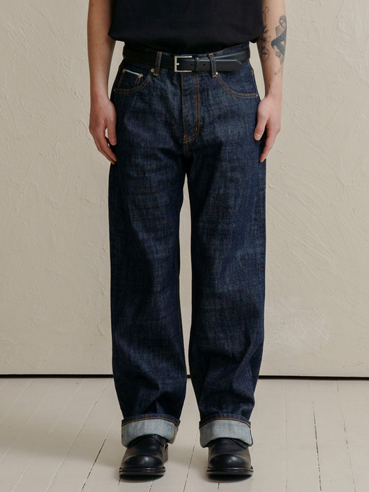 DEN0861 mid-indigo selvedge[wide fit]