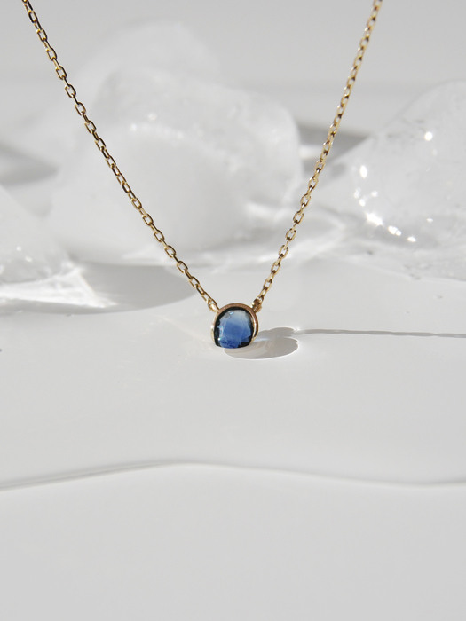 14k gold blue sapphire necklace