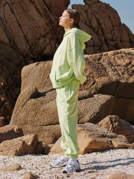 ESSENTIAL SWEAT PANTS - LIME