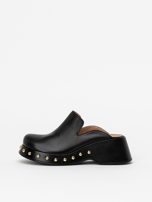 Cove Clog Mules in Black