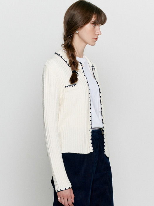 Embroidery collar knit top - Ivory