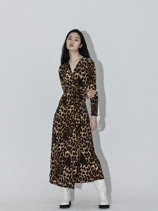 지속가능한 랩원피스 - 빈티지 레오파드 프린트 롱 맥시 드레스