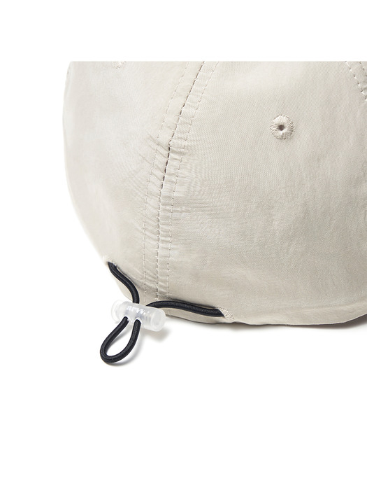 string a ballcap (Light khaki)