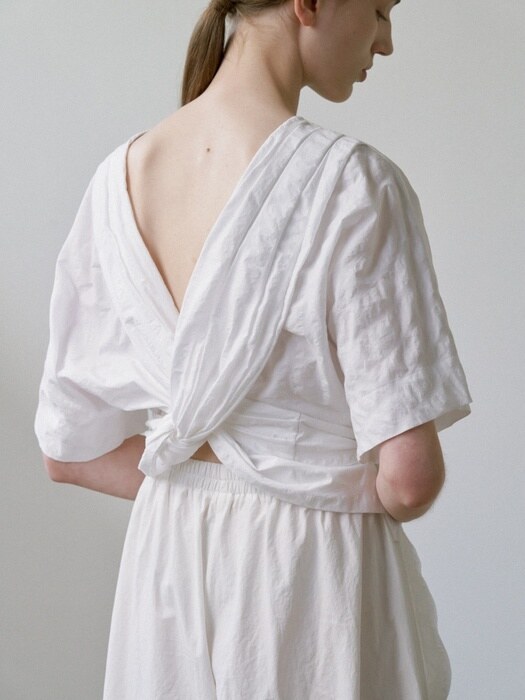 Big Tied-up Blouse _ white