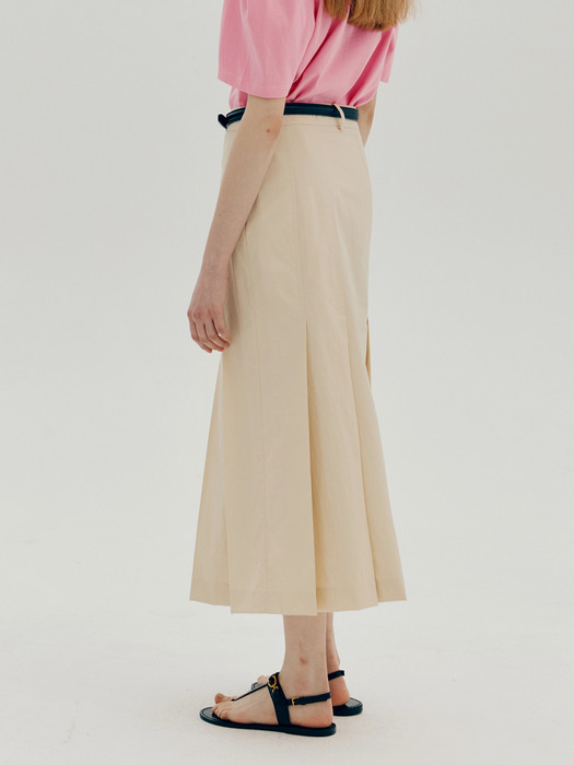 Pleated long slit skirt - Cream beige