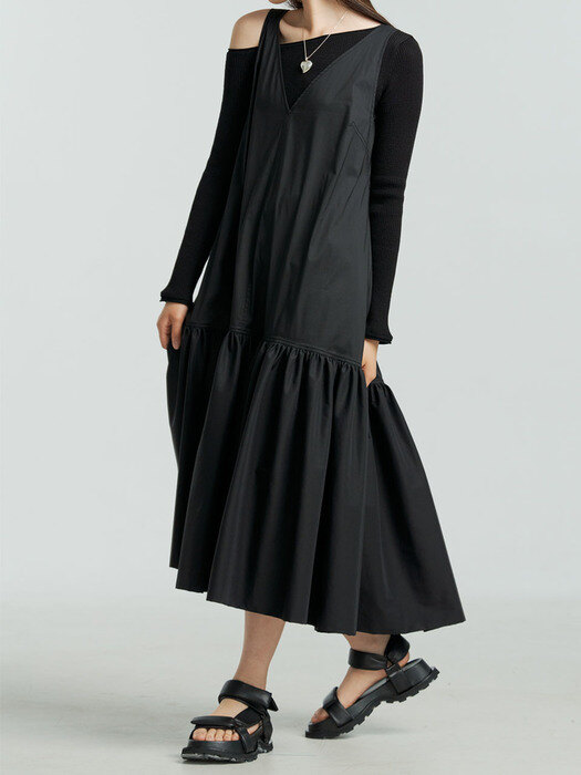 CLAUDIA BLACK COTTON-BLEND SLEEVELESS SHIRRING DRESS