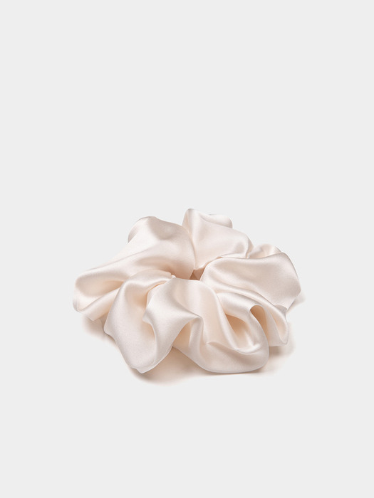 Silk Scrunchie (M) - Cream