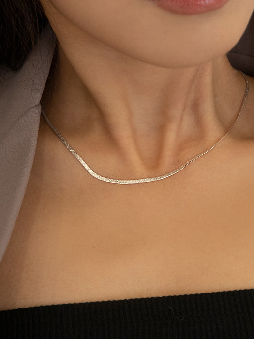 [SILVER925] BOLD SNAKE NECKLACE