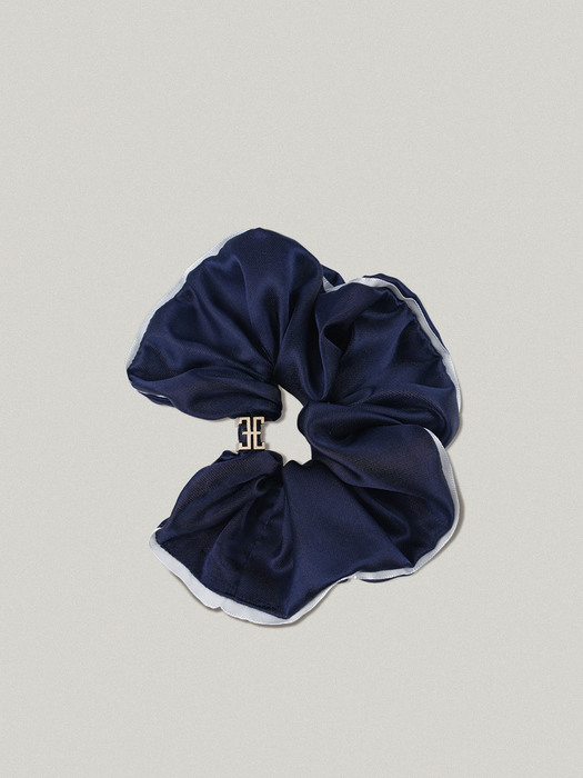 CLASSIC LOGO HAIR SCRUNCHIE [NAVY - SILK]