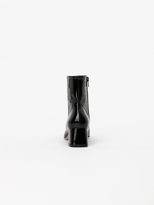 Vierne Metal Toe Cap Boots in Black Patent